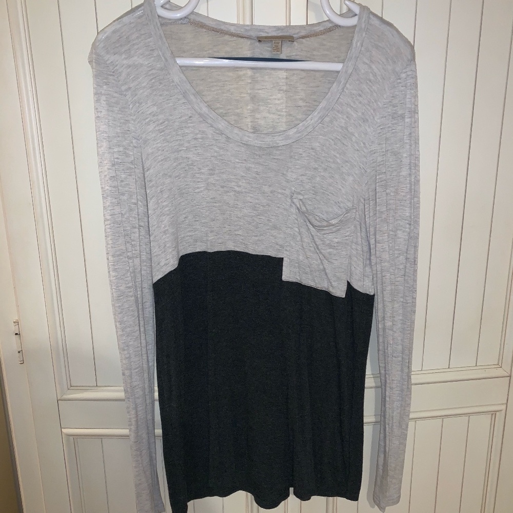 Anthropologie Bordeaux Two Tone Grey Shirt
